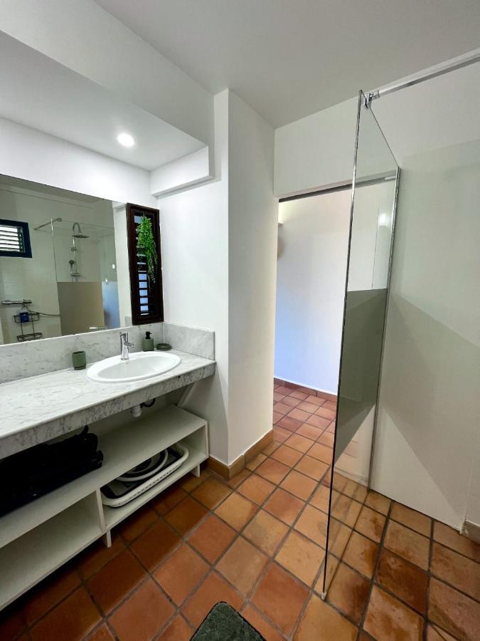 Chez Valerie Et Pascal Apartman La Trinité Kültér fotó